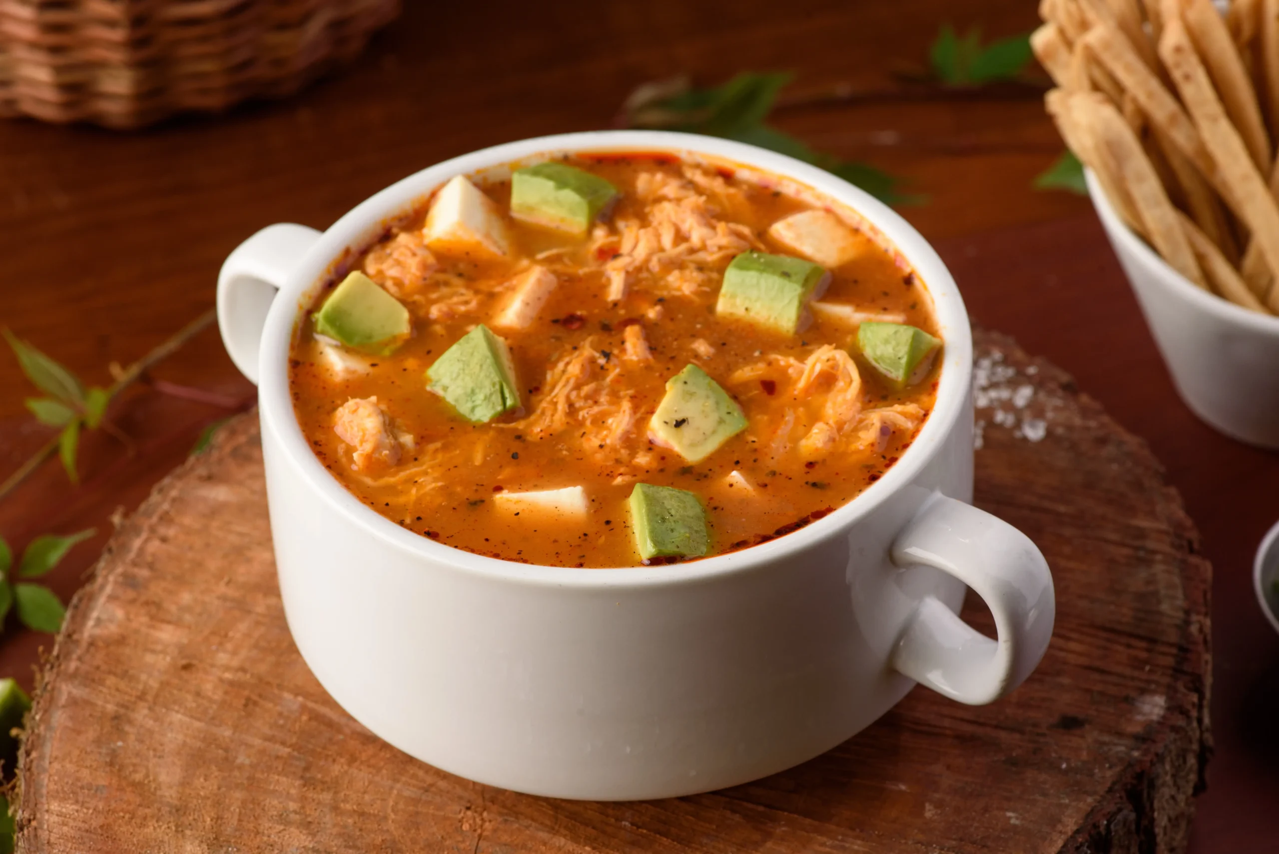 SOPA DE TORTILLA CHAPINA CON POLLO